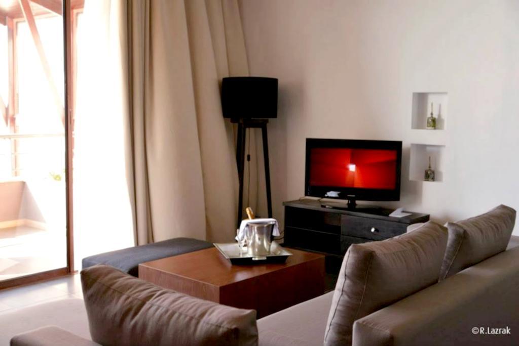 Hotel Des Arts Resort & Spa Tamarist Ngoại thất bức ảnh