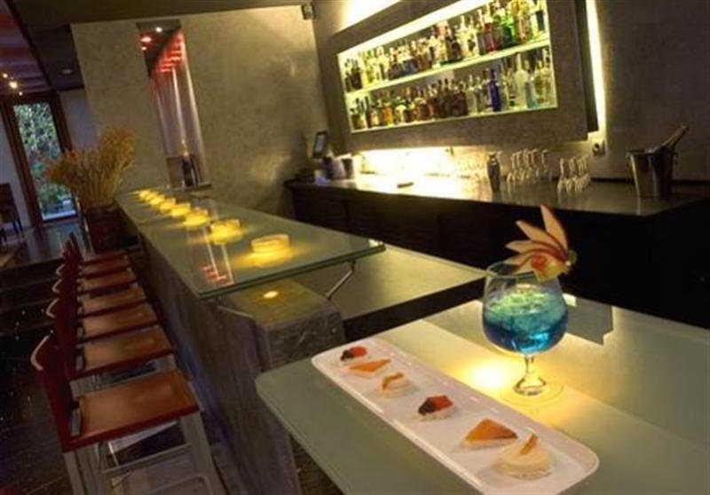 Hotel Des Arts Resort & Spa Tamarist Nhà hàng bức ảnh